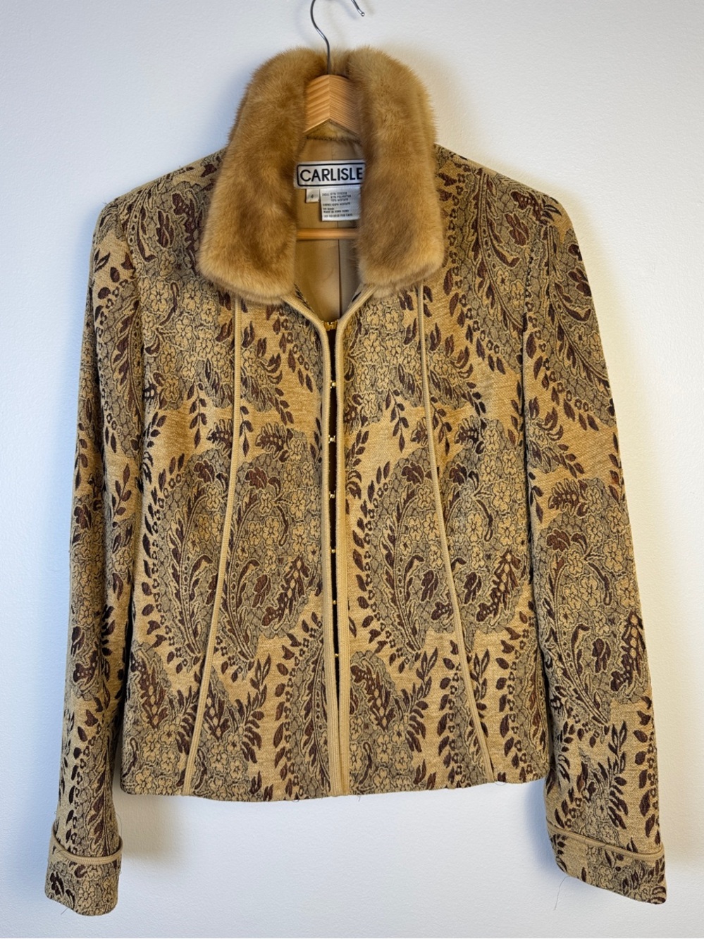 Vintage Carlisle Tapestry Jacquard Jacket Detachable Mink Fur Collar Gold